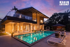 StayVista at 3 Rooms @ The Den, Matheran