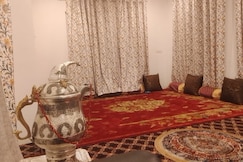 Cloud Shades, Srinagar