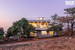 Palazzo in the Mountain by VEO - Part of StayVista, Karjat