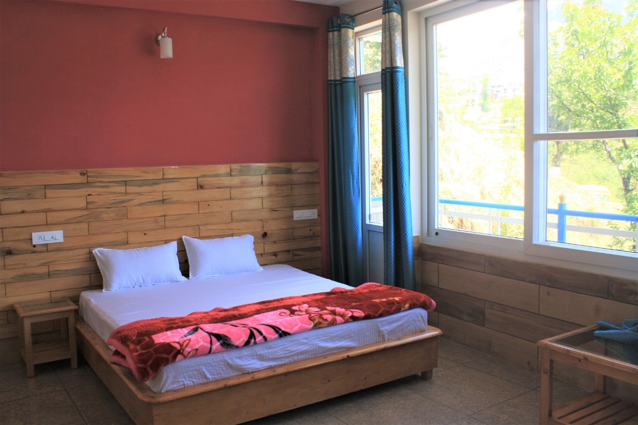 Galaxy Residency guest house - Tap to explore photos