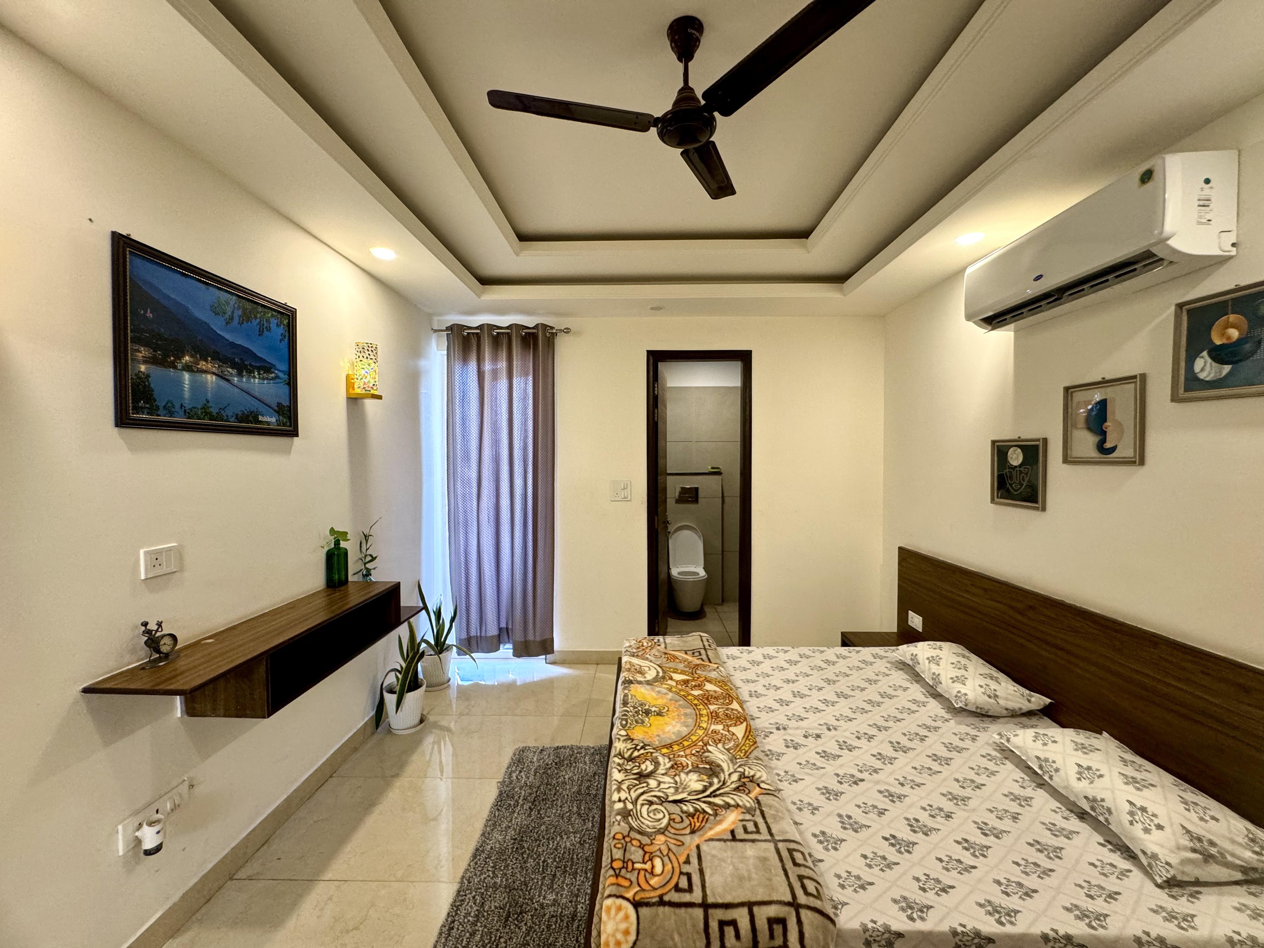 2 BHK Flat in Rishikesh Anika Homestay - Tap to explore photos