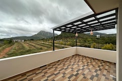 Nandi Hills View Homestay and Villa, Chikballapur