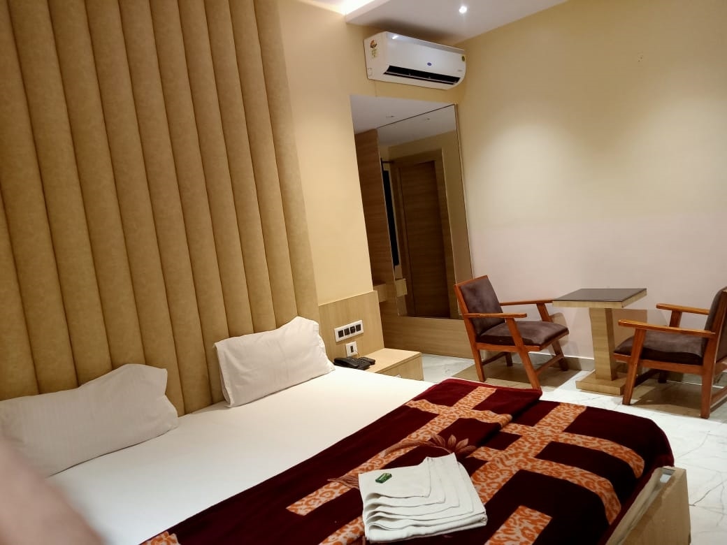 Palette Hotel Relax, Deoghar - Tap to explore photos