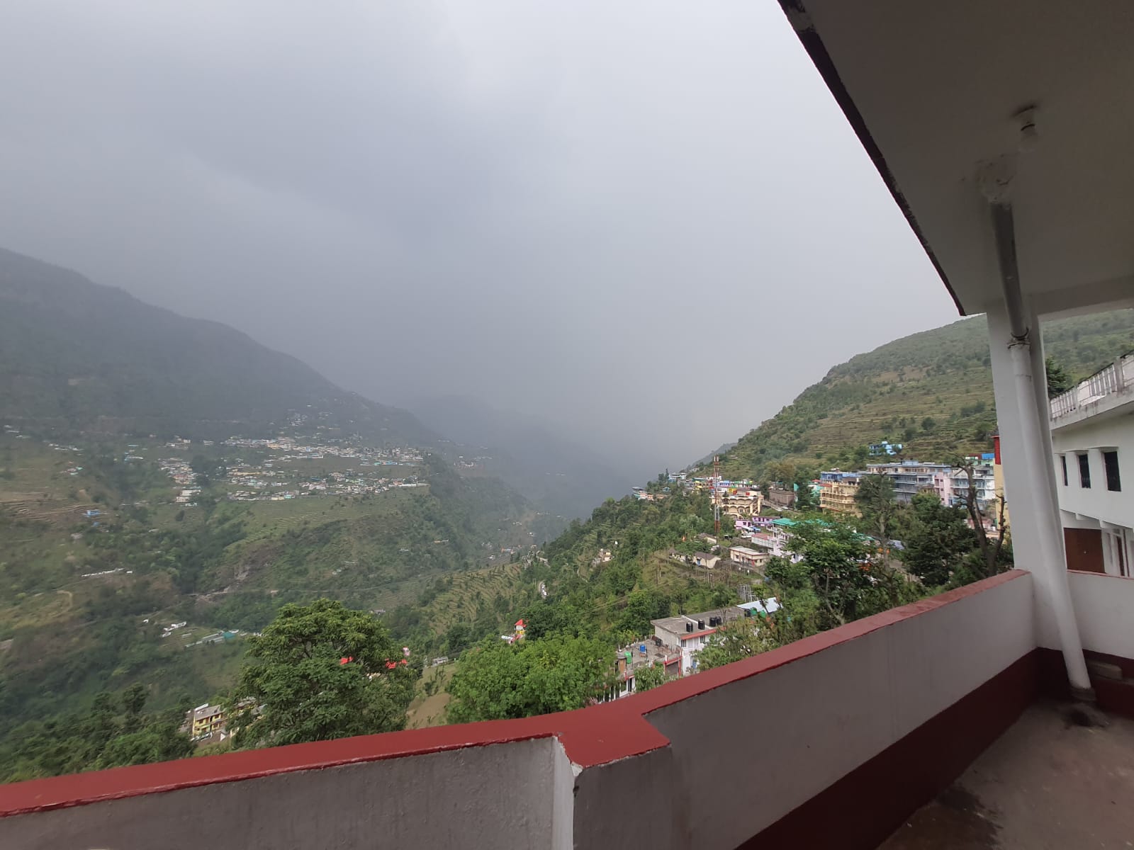Mandakni National - Tap to explore photos