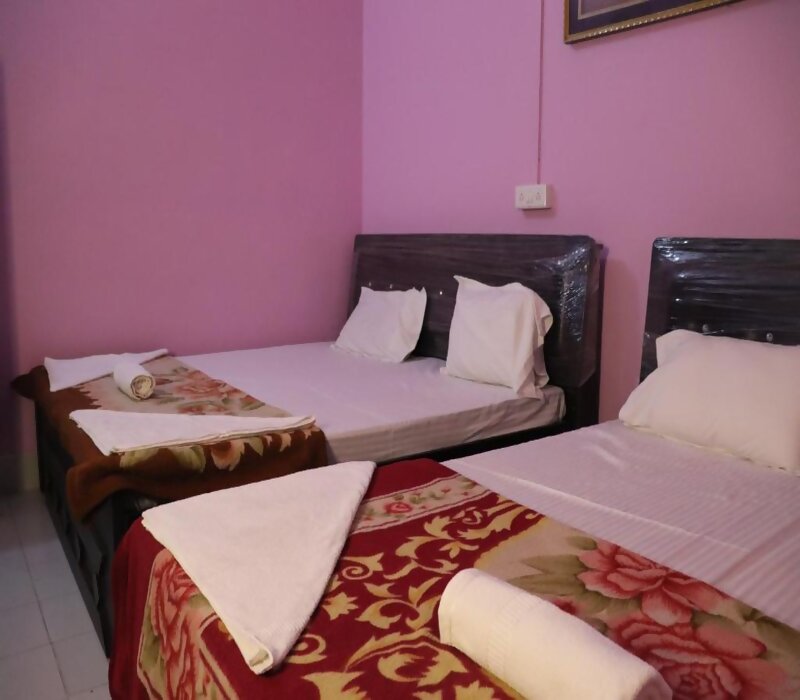 Sai Kripa Guest House - Tap to explore photos