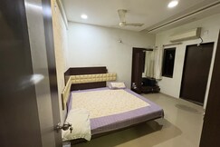 la-habitat flats, Junagadh