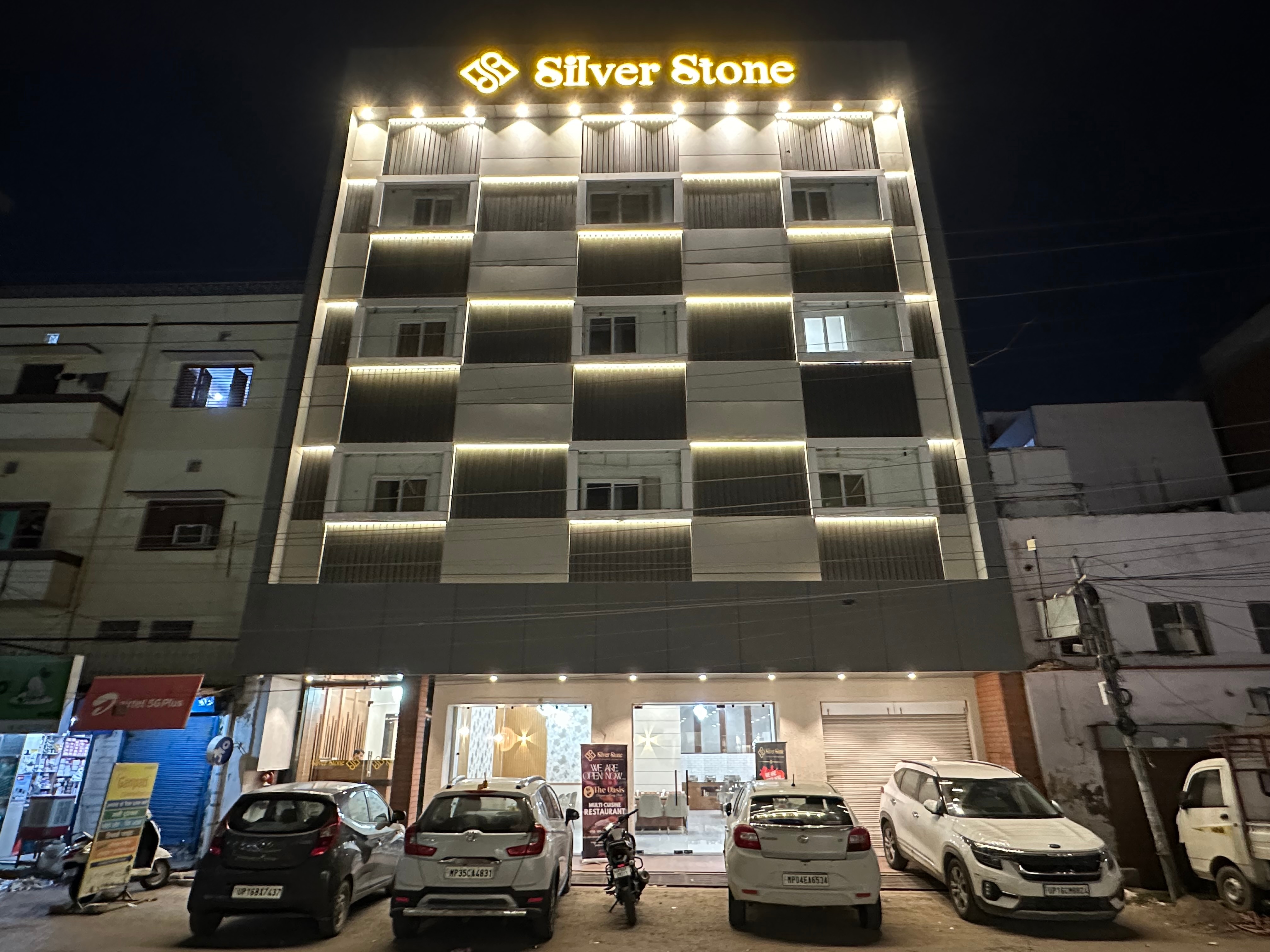 Hotel Silver Stone - Tap to explore photos
