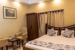 Lake city home stay, Kolkata