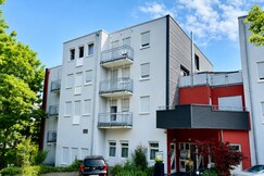 Stuttgart Grobbettlingen Hotel by Belvilla, Esslingen