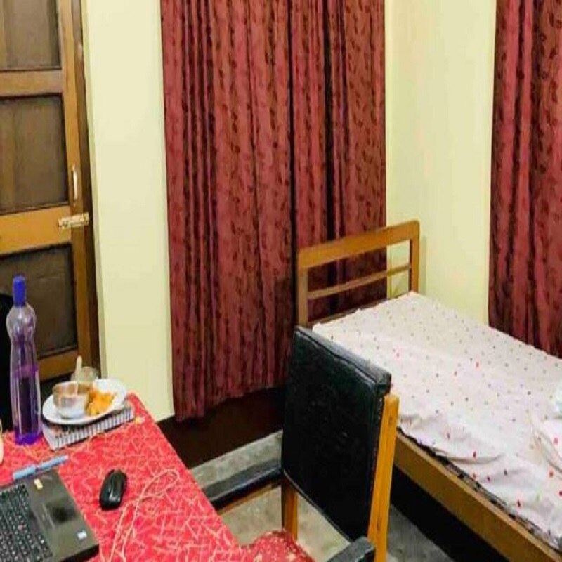 subha's homestay - Tap to explore photos