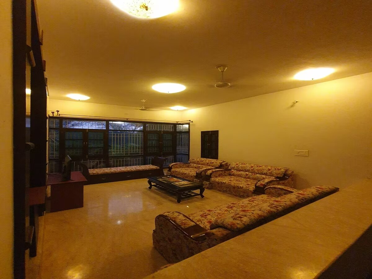 Vishwa Villa Guest  House - Tap to explore photos