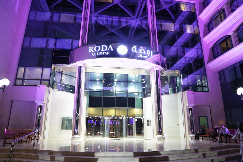 Movenpick Grand Al Bustan Dubai, Dubai Hotel Price, Address & Reviews