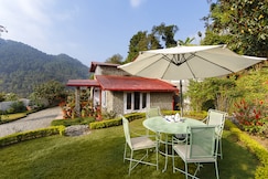 V are Family Lenny's Den | 3BHK pet-friendly garden villa, Nainital