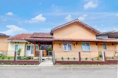 SPOT ON 94005 Homestay Bintang Syariah, Banyumas