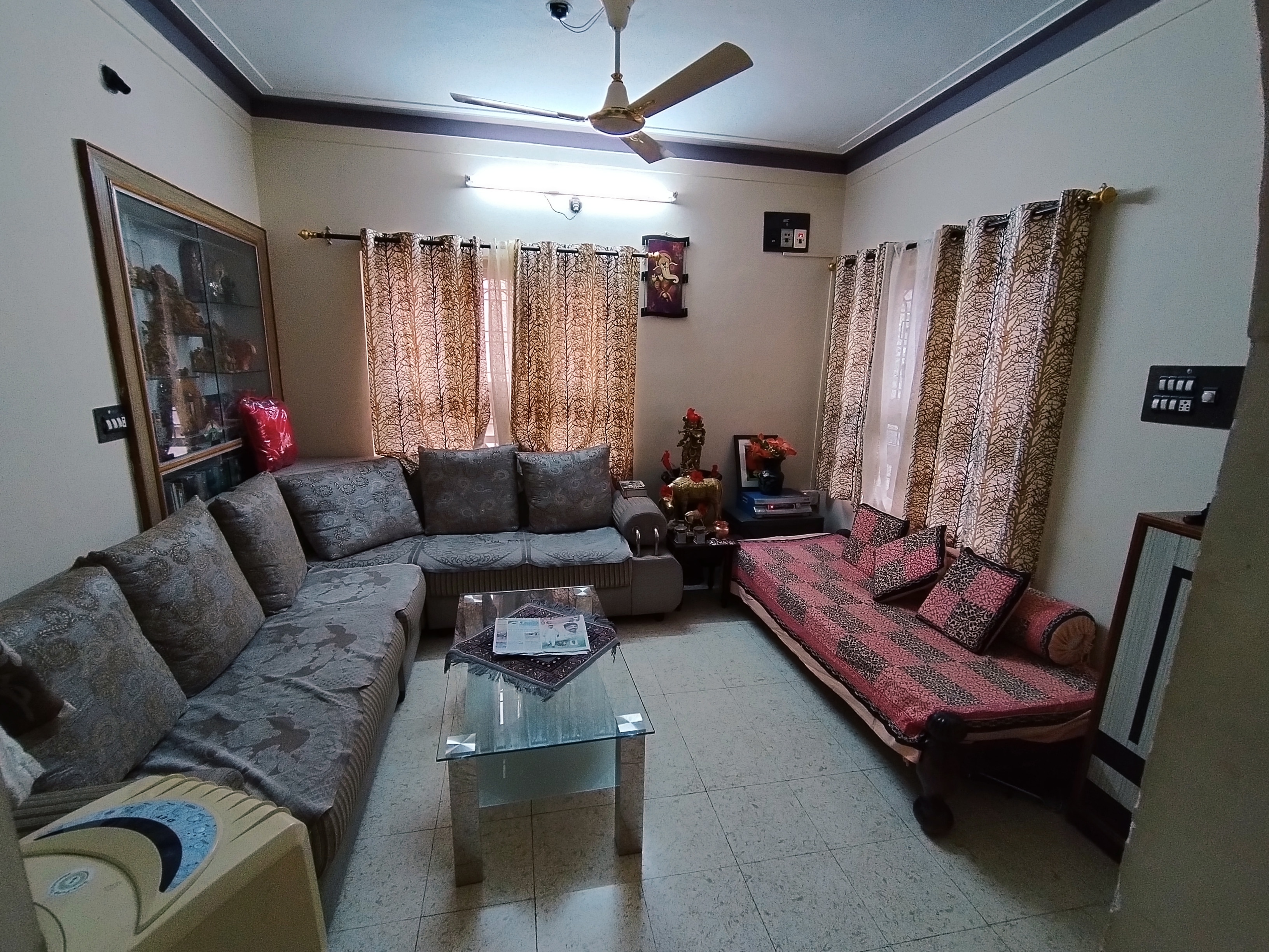 Gurunilayam: Big cozy bungalow, Mysore - Tap to explore photos