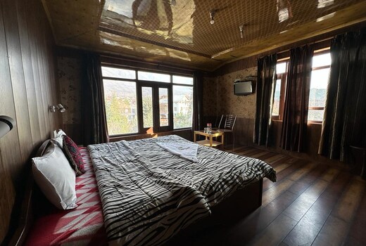 Asad Resorts