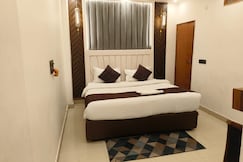 Charmwood Exotica A11, Noida