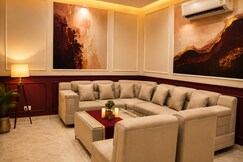 Letstay - Premium 3 BHK Aerocity | Party | Relax | Chill, Mohali