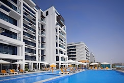 C Central Resort The Palm, Dubai