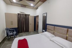 Apartment 101, Varanasi