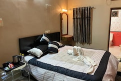 BARANWAL NIWAS, Varanasi