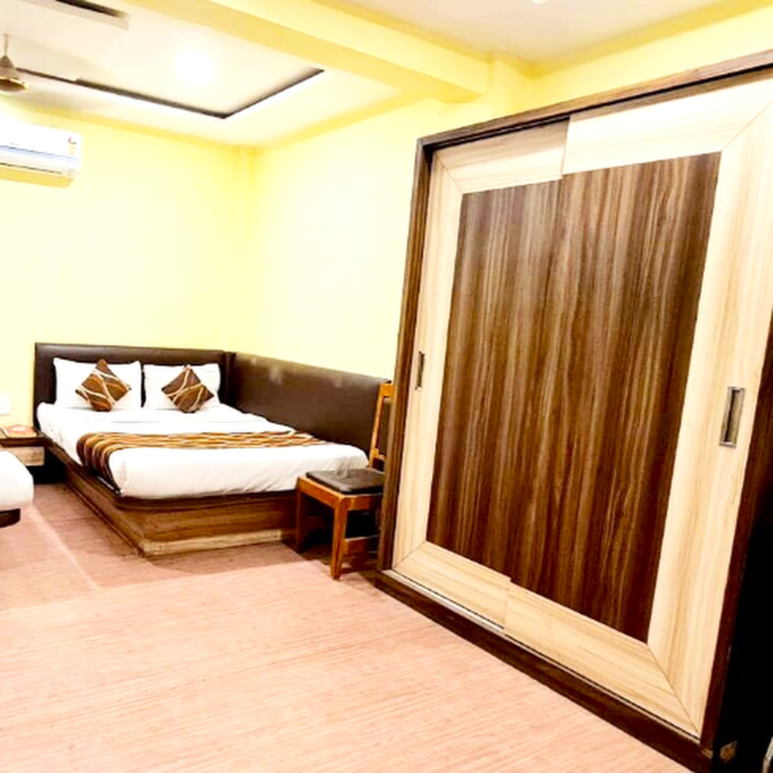 HOTEL KRISHNAS RESIDENCY - Tap to explore photos