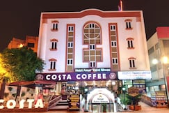 Amar Yatri Niwas, Agra