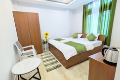 Accomoon hotel, Ziro