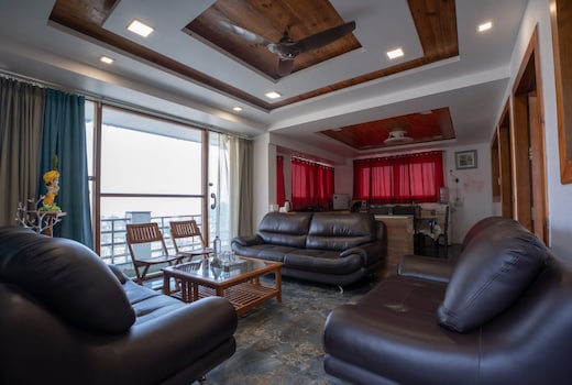 Private 2BHK With Lake View