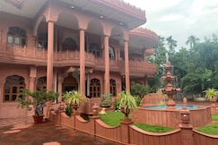 VRINDAVAN RETREAT, Cochin