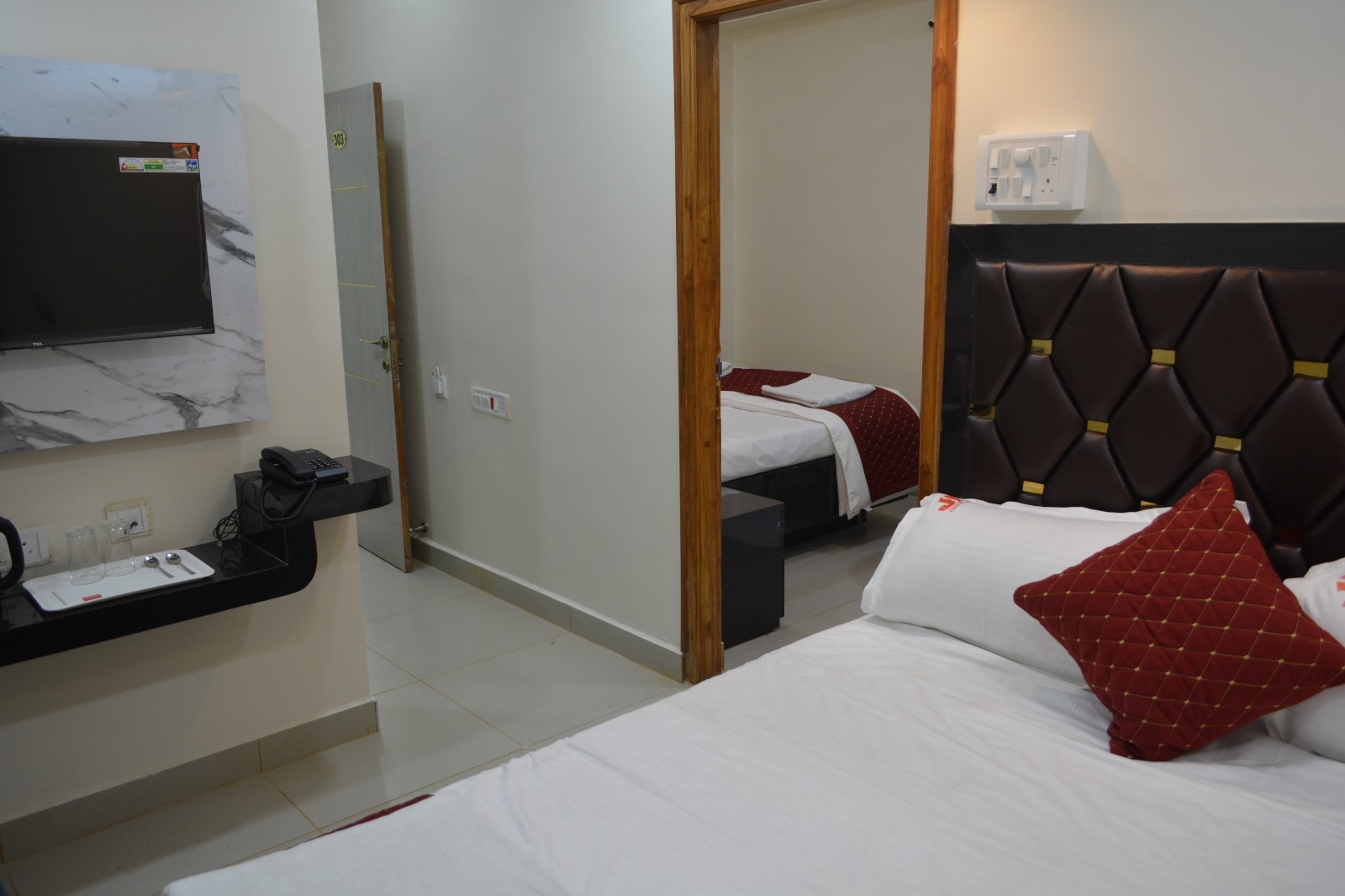 JJ COMFORT INN ANANTHAPURAMU - Tap to explore photos