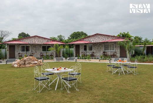 StayVista at Wildwoods Stone