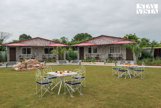 StayVista at Wildwoods Stone
