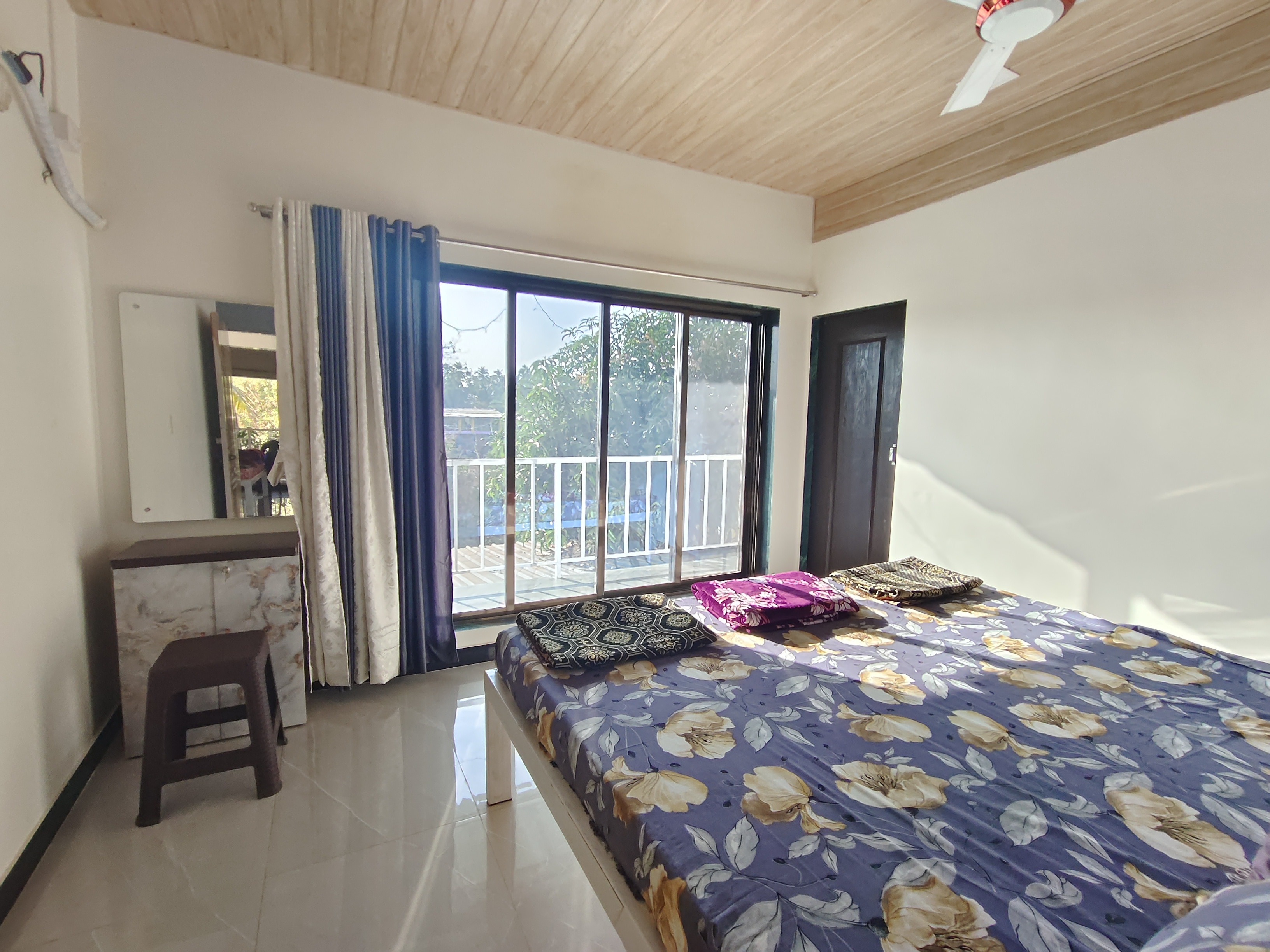 Mayekar Home Stay Alibaug 4