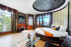 Pax Hotel sunrise Inn, Dalhousie