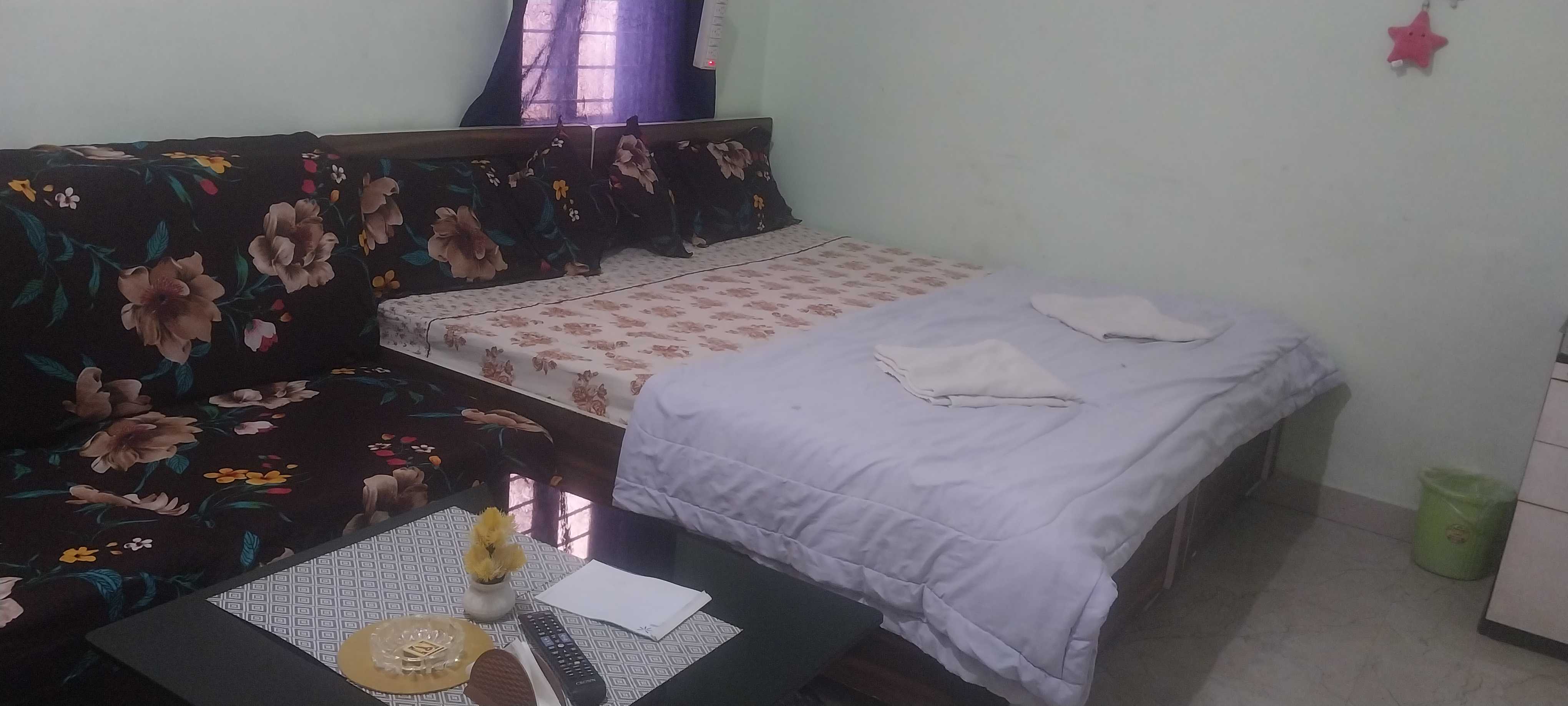 Hotel O Jai Shri Mahakal Guest House - Tap to explore photos