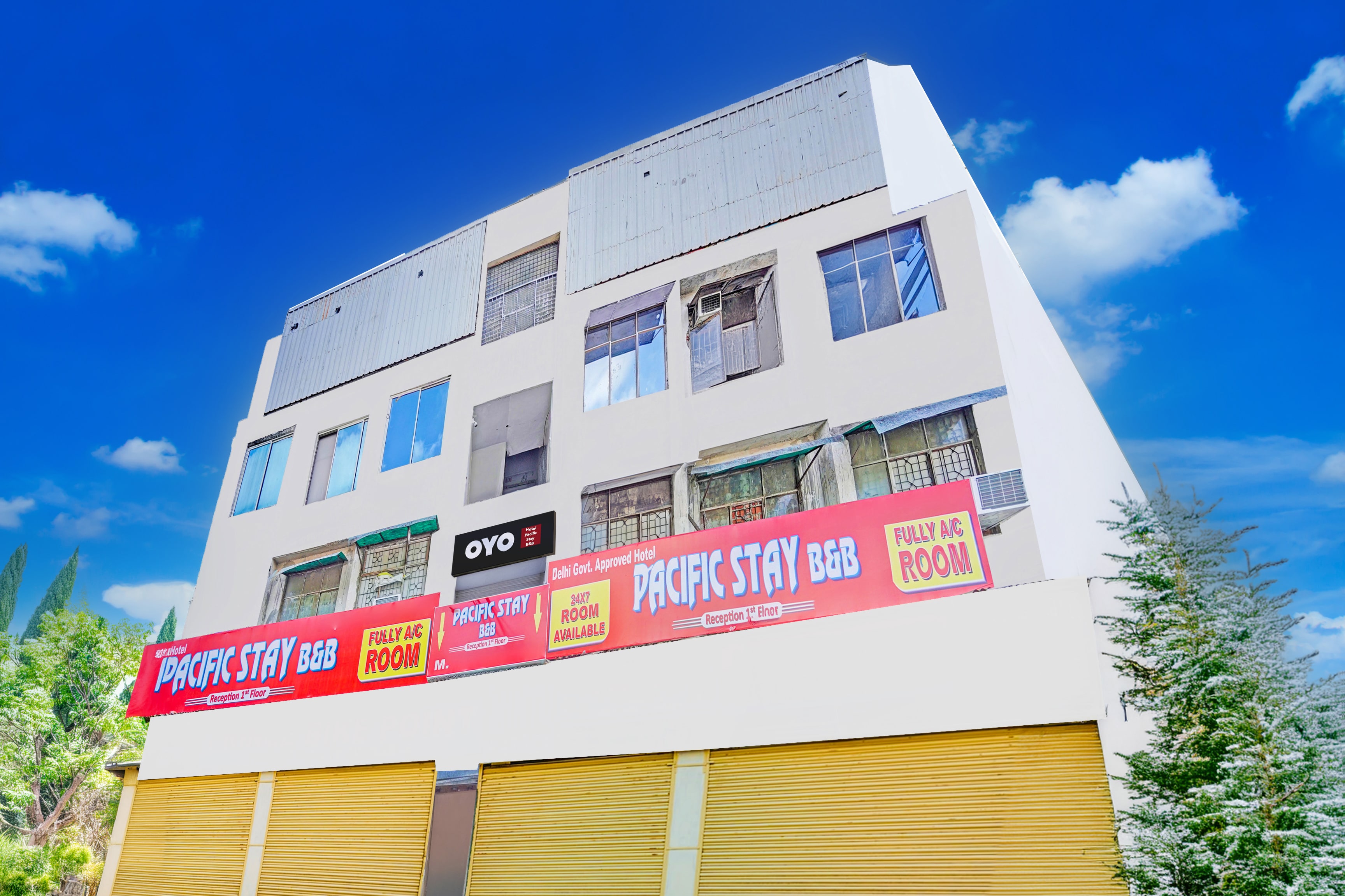 Super Hotel O Pacific Stay - Tap to explore photos