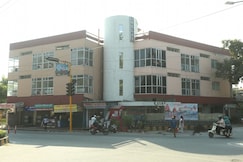 Hotel Relax Doon, Dehradun
