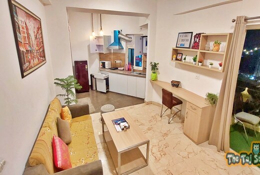 The Taj Studios- The Taj Suites & Studio : 1 BHK fully equipped Studio