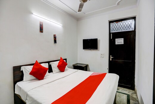 Hotel O Sunrise Villa Near Select Citywalk Mall
