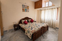 Pyari Kunj Homestay Near Bankey Bihari Temple, Vrindavan