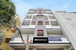 Hotel O Mid Town, Hyderabad