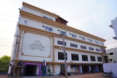 SHAKTHI GRAND LODGE, Adoni