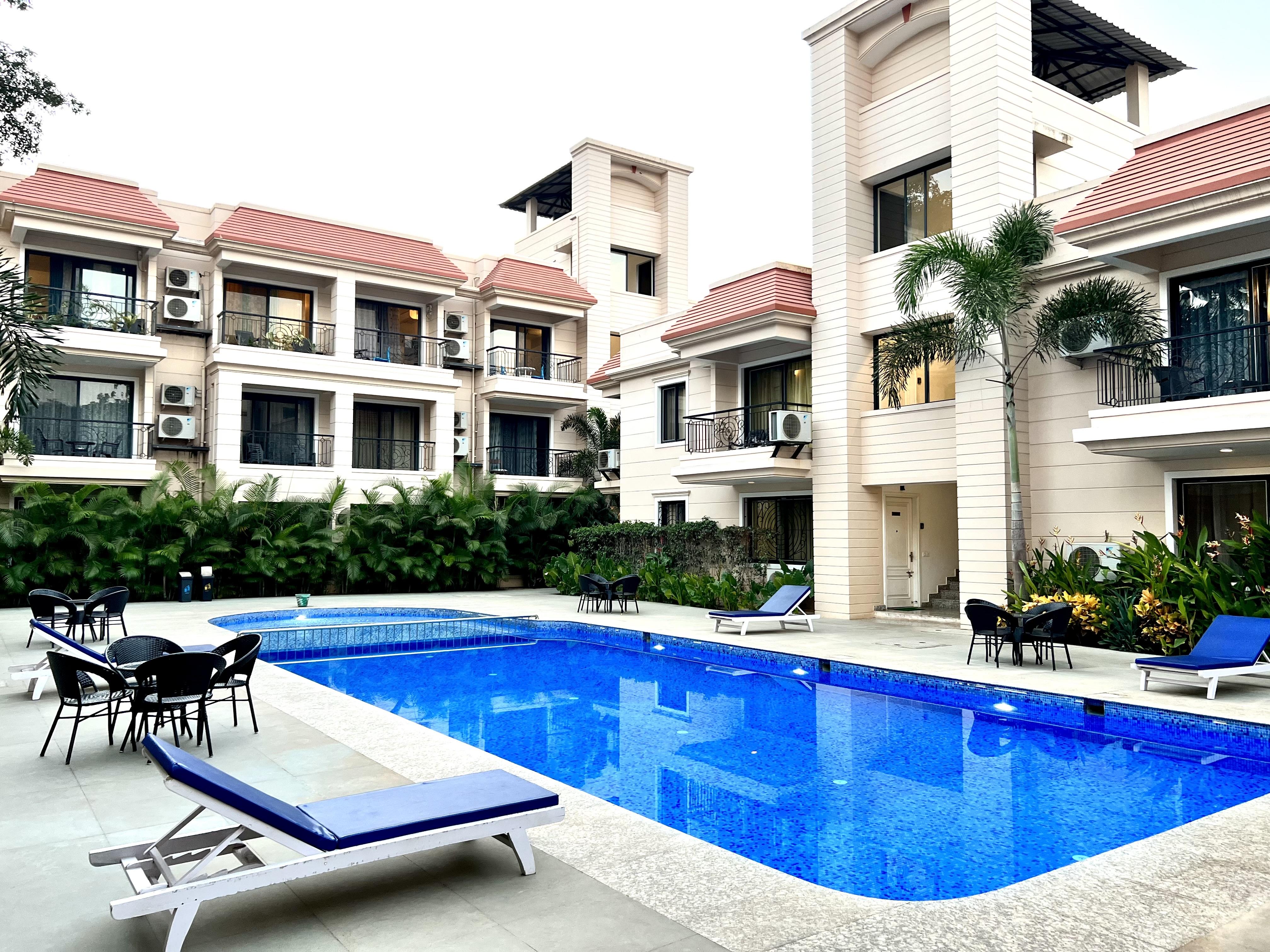 Bella Casa  Luxurious 1BHK Pool Gym In Siolim - Tap to explore photos