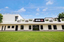 Hotel O Ambuja City Centre Mall Formerly Amar Marriage Palace, Durg