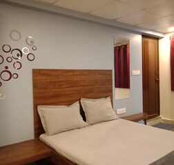 Single Room with Attached Bathroom