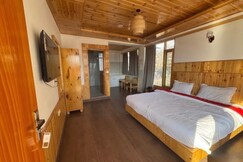 Himaa, Manali