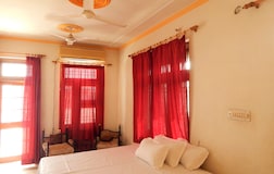 Super Deluxe AC Room