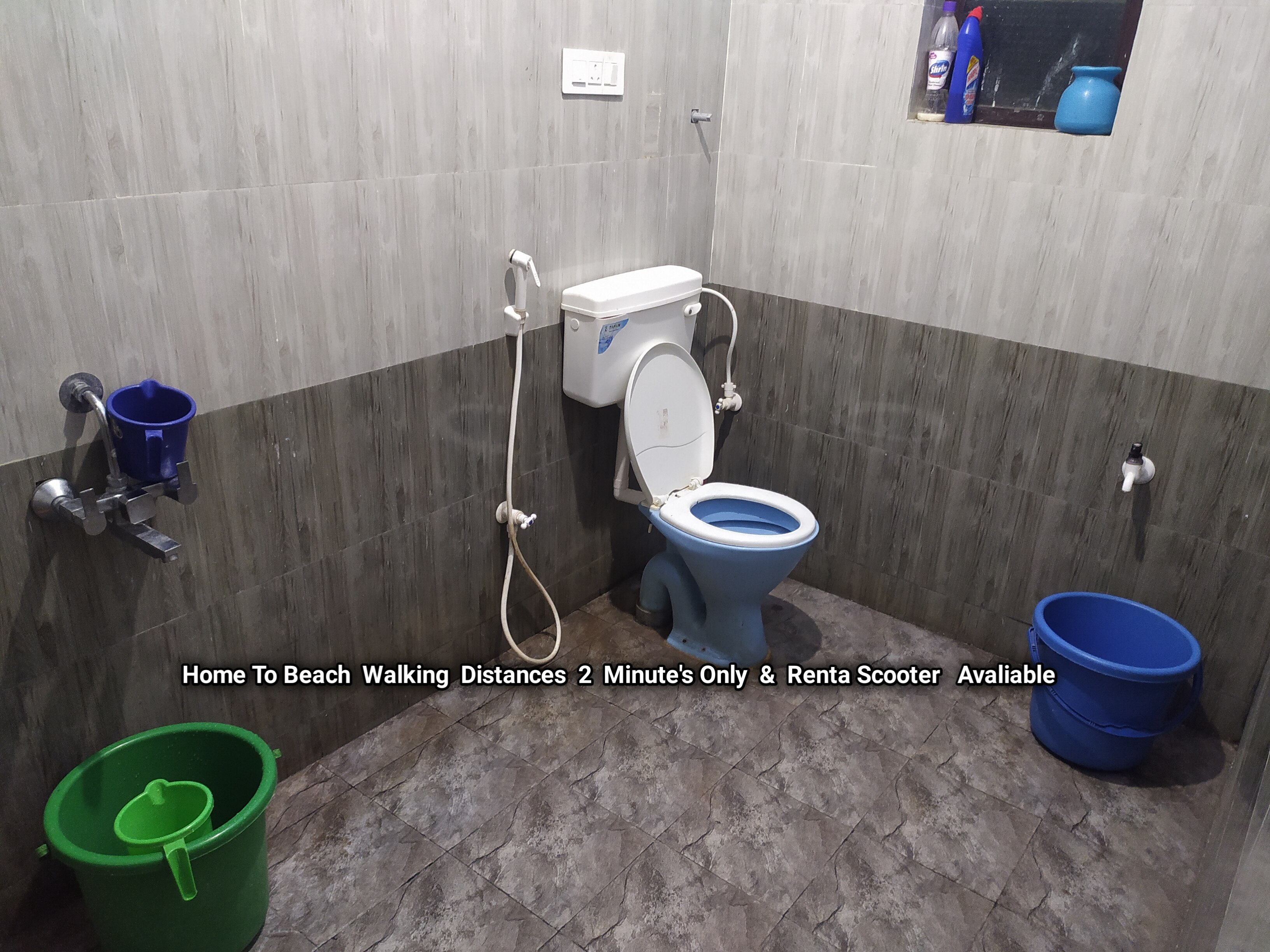SARVESH ARUNDEKAR HOME STAY IN 3 MINUTS WALK BEACH AC ROOM - Tap to explore photos