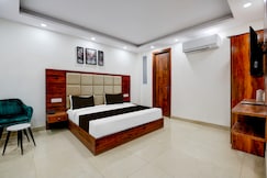 Super Collection O Hotel Evergreen, Faridabad